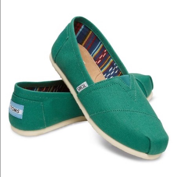 green toms shoes